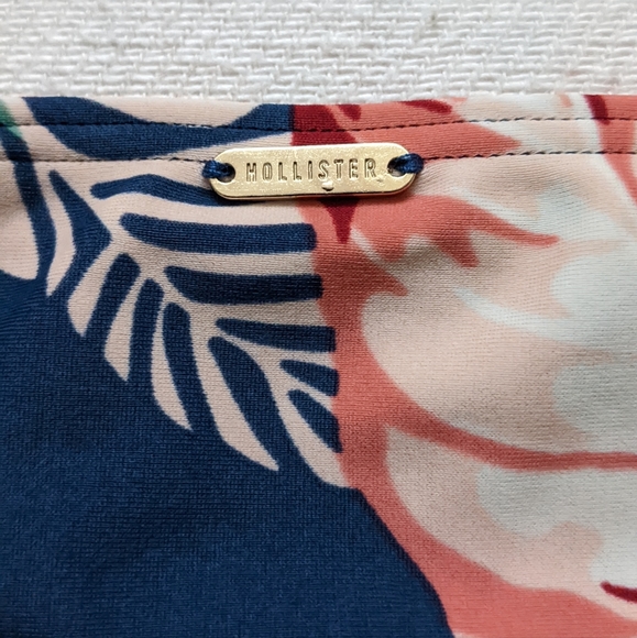 hollister floral bikini botton - Picture 4 of 4